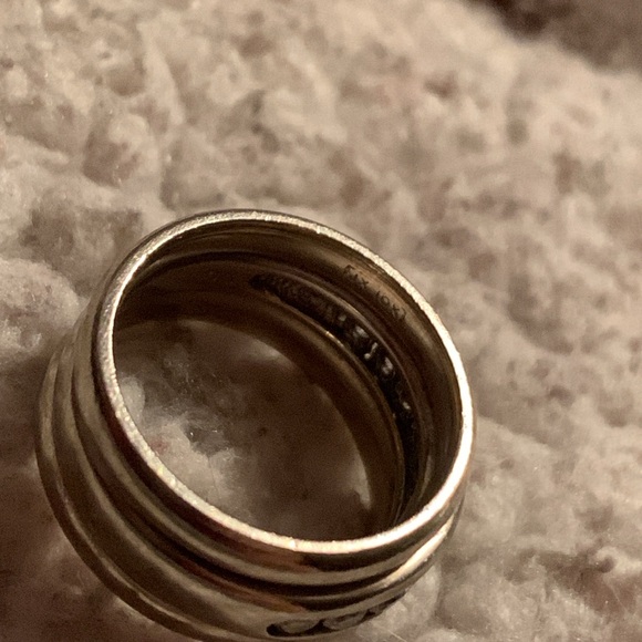 Gorgeous 0.50 carat diamond band in 14k & 10k white gold - Picture 9 of 9